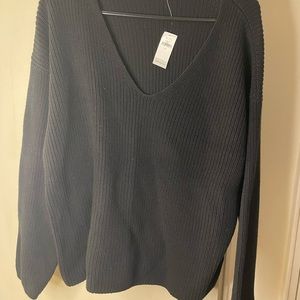 Gap V-Neck Sweater
